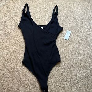 Abercrombie NWT women’s Black bodysuit size M